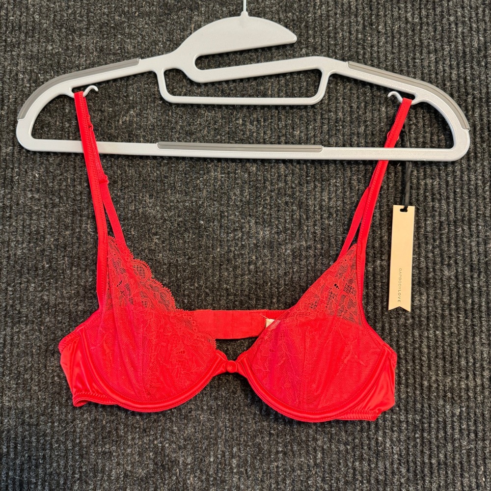 Gap Body Love Bra Women 34A Red Lace Underwire Unlined NEW